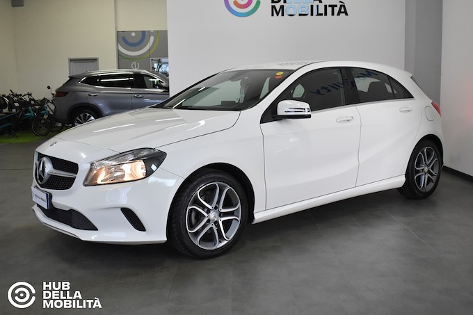 MERCEDES-BENZ A 180 d Sport